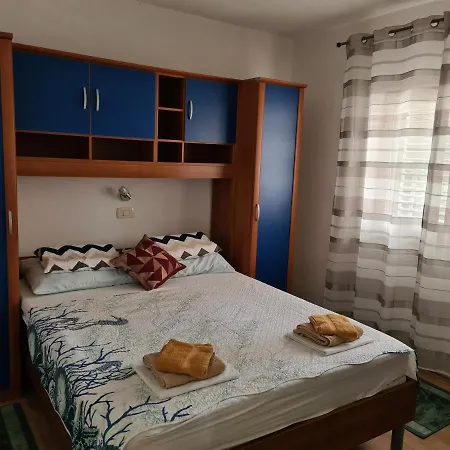 Apartment Anita Makarska